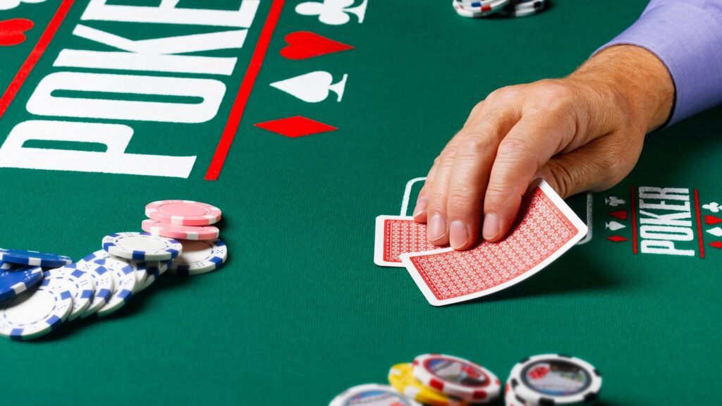 Cách chơi Poker cực dễ hiểu tại 68 game bài